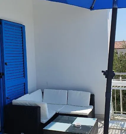 公寓 Blueberry 扎达尔